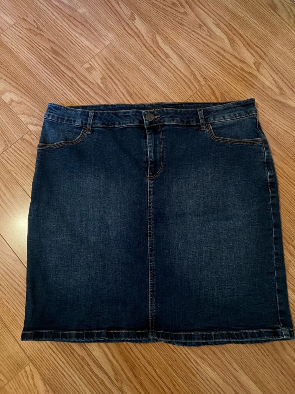 R Jeans Dark Blue Denim Pencil Skirt - Classic Women's Style size 32